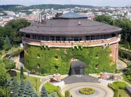 Citadel Inn Gastro Boutique Hotel - Готель Цитадель Інн Львів，位于利沃夫的酒店