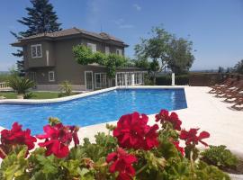 Catalunya Casas Close to Salou and just steps from the village!，位于Alcover的酒店