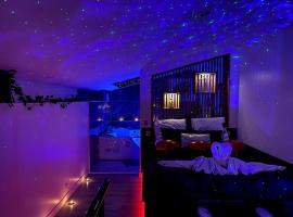 Suite romantique Spa Balnéothérapie，位于埃希罗莱的酒店