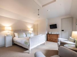 邓尼奇船舶旅馆，位于邓尼奇的酒店