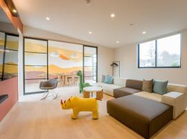 Rakuten STAY VILLA Yatsugatake - 103 Family Room Pets Friendly -，位于北斗市的酒店