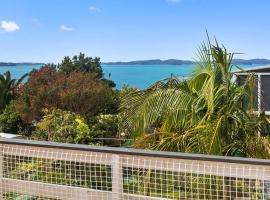 Crystal Clear - Snells Beach Holiday Home，位于Snells Beach的酒店