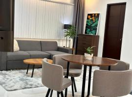 GIA's Place，位于San Mateo的带停车场的酒店