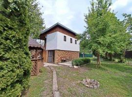 Chata Tibor Skarba JAHODNA，位于Jahodná的酒店