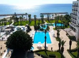 Sandy Beach Hotel & Spa