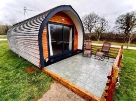 1-Bed pod cabin in beautiful surroundings Wrexham