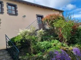 L'Oustalou - WIFI - Jardin - Campagne