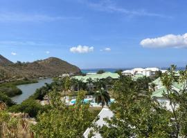 Cottage Cosy Duplex Anse Marcel, Vue mer et marina，位于Anse Marcel 的乡村别墅