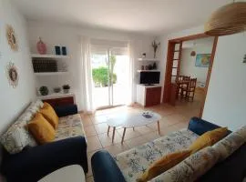 APTO. DOBLE PLANTA BAJA CON ACCESO A LA PISCINA