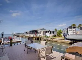 Nettles Island, Jensen Beach Home with Patio and Grill