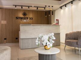 Street 55 Hotel，位于布卡拉曼加的酒店