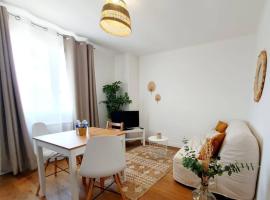 Le Cosy Palm Tree by Madame Conciergerie，位于布吕兹的酒店