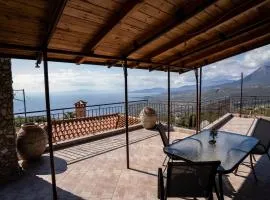 Sea & Mountain - Mani Serenity Retreat