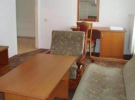 Geografski Tsentar，位于尤沙纳的酒店