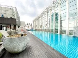 Suasana Suite by RR JBcity
