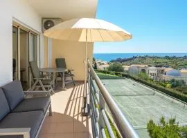 Ocean view Apartment with relax Terrace, 2 Swimming pools & Tennis court