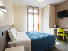 帕里尼酒店，位于博斯斯帕日尼的酒店