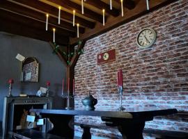 Le Gîte Ensorcelé，位于Saint-Jean-Soleymieux的酒店