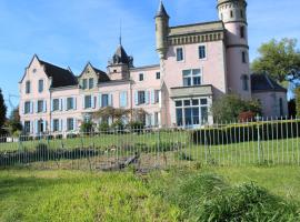 Château de Villeneuve - Montolieu，位于Montolieu的酒店