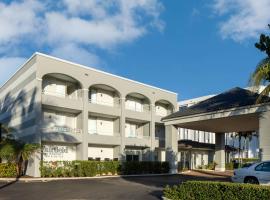 棕榈滩万豪费尔菲尔德客栈及套房酒店，位于棕榈滩的酒店