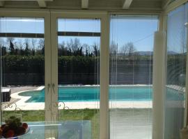 索诺穆西卡住宿加早餐旅馆，位于Gazzola Di Rivalta的酒店