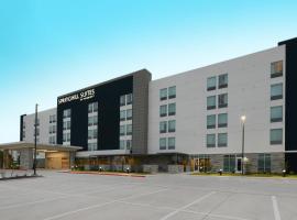SpringHill Suites Dallas DFW Airport South/CentrePort，位于沃思堡河滨高尔夫俱乐部附近的酒店