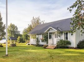 Gorgeous Home In Ljung With Kitchen，位于Ljung的别墅