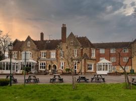 Hamlet Hotels Maidstone，位于梅德斯通的带停车场的酒店