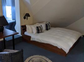 马尔克尔斯多夫别墅酒店，位于Claußnitz的酒店