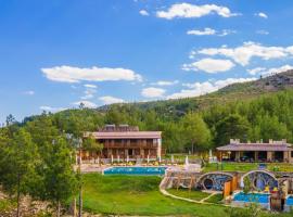 Maison Green Hill Hobbit Villas & Boutique Hotel，位于安塔利亚的酒店