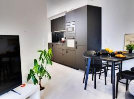 Best location in Tampere! Modern city apartment, 2rooms, kitchen and balcony，位于坦佩雷的酒店