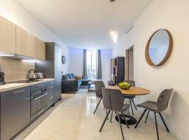 Residence Meynadier - apartments - New - AC - Wifi - Close Beach and Palais - LRA Cannes，位于戛纳的酒店