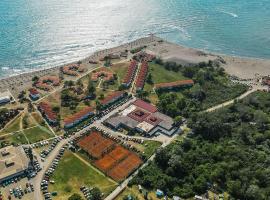 FKK艾达博亚那酒店，位于乌尔齐尼的海滩短租房
