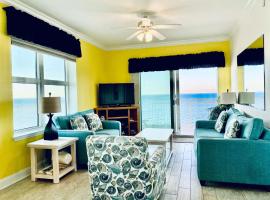 Crystal Shores 1301 by ALBVR - Beautiful Beachfront Corner Condo with Gorgeous Views!，位于格尔夫海岸的带按摩浴缸的酒店
