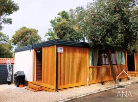 Ana Mobile Home - Kamp Soline - Biograd na Moru，位于比奥格勒·纳·莫鲁的豪华帐篷营地