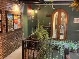 VY DA CENTRAL MARKET HOSTEL，位于胡志明市的青旅