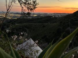 Glamping Finca el Olivo，位于米哈斯的酒店