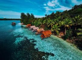 Meos Ambower Homestay Raja Ampat，位于Fam的酒店