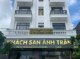 Khách sạn Ánh Trăng