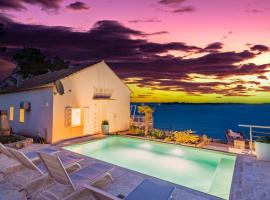 House with pool by the sea - Dugi otok, Žman，位于兹曼的别墅