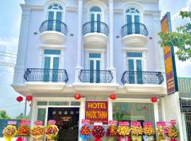 Hotel Phước Thịnh，位于永隆的酒店
