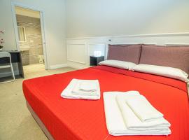 suebi appartament and rooms，位于泰尔莫利的酒店