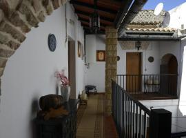 Casa Rural Las Cadenas del Cananeo，位于阿尔科斯-德拉弗龙特拉的住宿加早餐旅馆