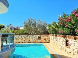 Three Bed villa, Private Pool