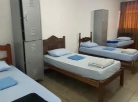 Casa para até 15 pessoas em Contagem，位于孔塔任的酒店
