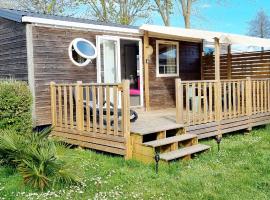 Mobil-home 6 Personnes - Bretagne - Piscine - Plage，位于特雷甘克的酒店