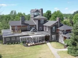 1000 Island Hart House