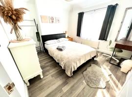 Beautiful Double Room for One Person，位于Hither Green的酒店