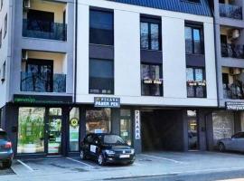 Apartman 222，位于布尔奇科Železnička Stanica Brčko附近的酒店