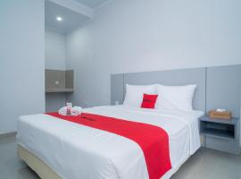 RedDoorz @ Jalan Gunung Talang Mahendradatta，位于克罗柏坎的酒店